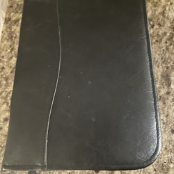 92 DVD + Logic Leather  Capacity 92 Case Holder