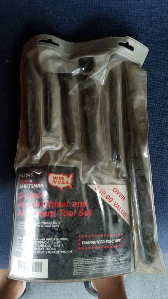 New craftsmen punch and chisel set