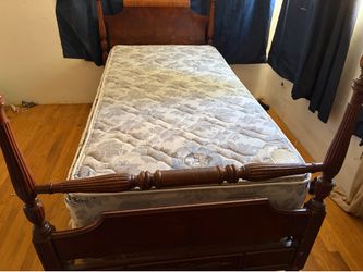 Deal wood bed