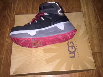 **New in the Box** Men's UGG Australia Winter Boots, Genuine Sheepskin & Textile Rubber...Get Ready for Winter!