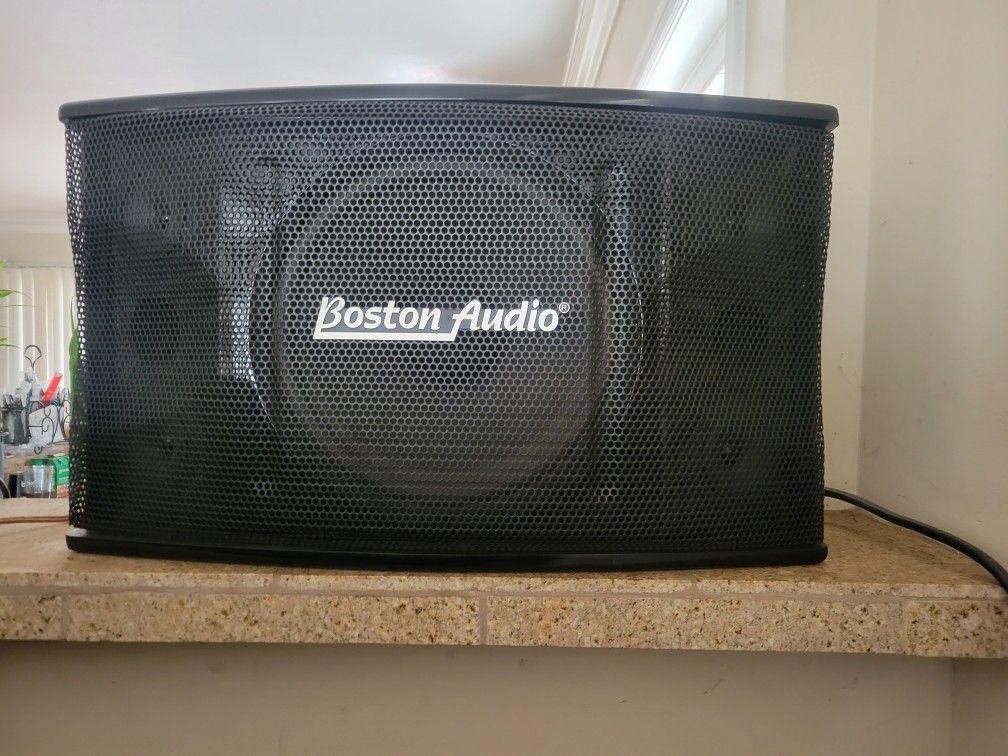 Boston Audio Pro Speakers and Mixer