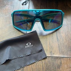 Oakley Sunglasses Sutro 