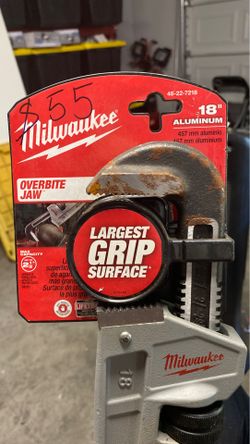 Milwuakee pipe wrench