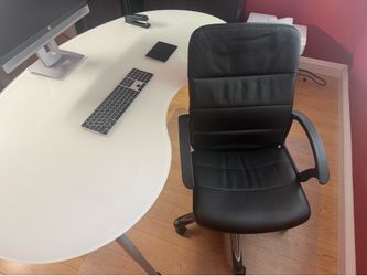 White Glass Adjustable Desk Setup with Chair, HP Monitor, Apple Keyboard & Trackpad — OBO, Pickup Only