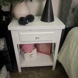 Two Glam Nightstands White 