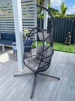 Egg chair