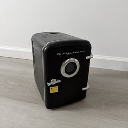 Portable Mini Fridge