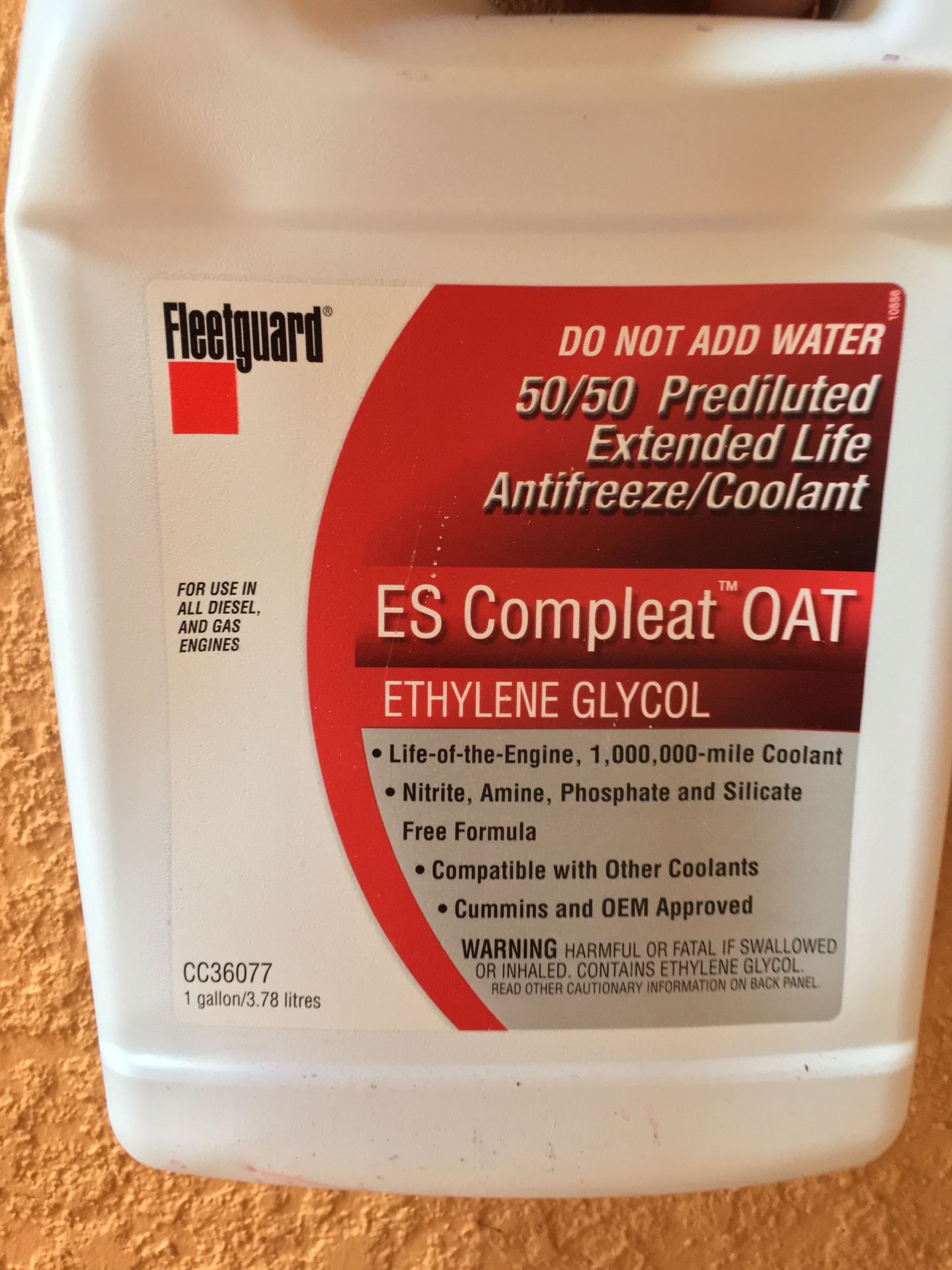 Ethylene glycol antifreeze Bottles Automotive engine for Sale in Estero