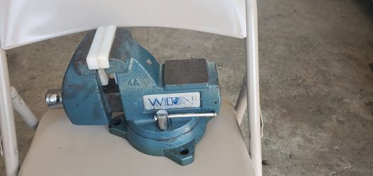 Wilton BASE 4 JAW WIDTH