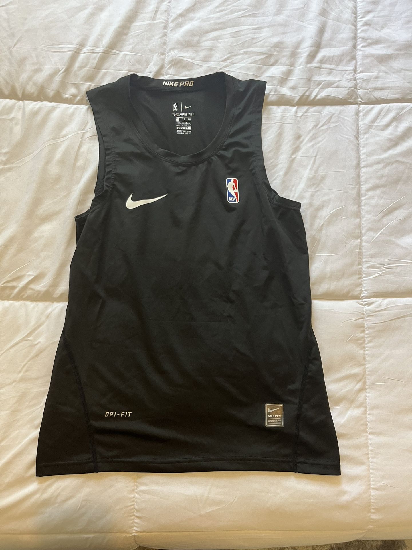 Nike Pro HyperCool Tank Top Mens XL NBA Team Player Issue Black Compression Shirt