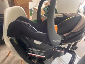 Chicco Key Fit 35: car seat, 3 bases, and stroller (trolley)