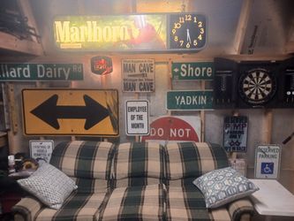 Marlboro Sign