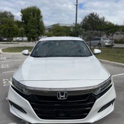 2020 Honda Accord - Clean Title - $1299 Down 