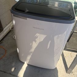 Frigidaire Air Conditioner 