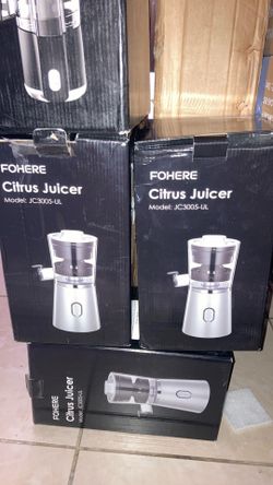 Electric citrus juicer