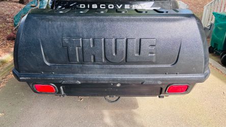 Thule hitch mount locking storage container