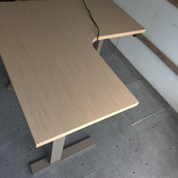 Electric Raised Corner Desk