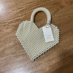 Pearl Heart Shape Hand Bag 
