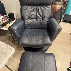 Dutalier Recliner And Ottomon