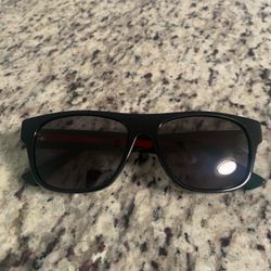 NEW Gucci Wayfarers!