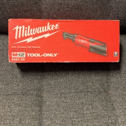 Milwaukee M12 12-Volt 3/8 in. Ratchet (Tool-Only)