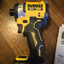 Impact Driver 20V MAX XR 