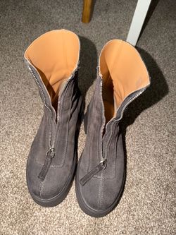 JONES GREY SUEDE
