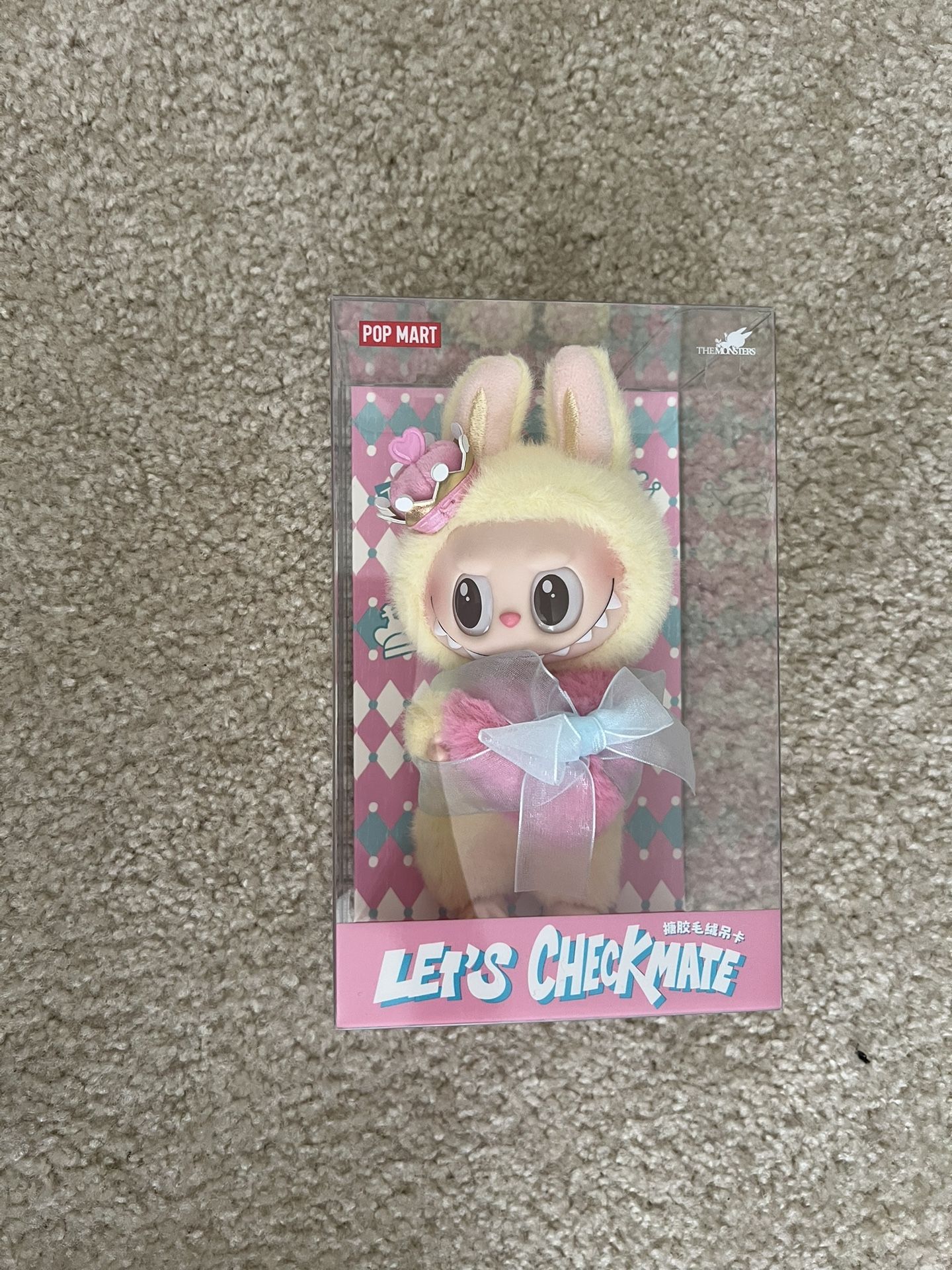 Let’s Checkmate Series - Plush Hanging Card Labubu