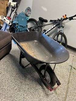 Wheel barrow