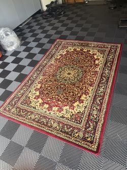 Traditional Persian-Style Area Rug 90”x62” inches