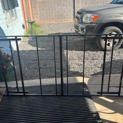 Foldable bed frame (twin size)