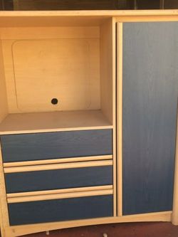 Dresser