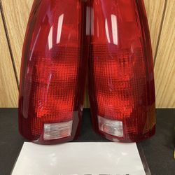 #OT156 FIT 88-1998 Chevy / GMC C/K Red Tail Light Taillights Pair Set