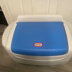 Little Tikes Toy box