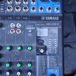 Amplificador Yamaha Mg10xu