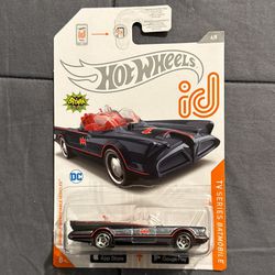 Hot Wheels iD TV Series Batman Batmobile