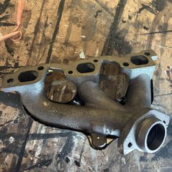 Jeep Wrangler JK Passenger Side Exhaust Manifold 