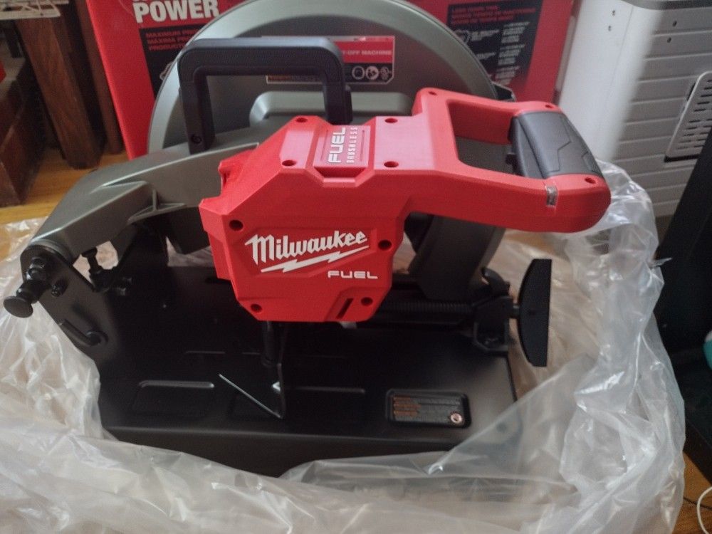 Milwaukee Abrasive Cut -off Saw