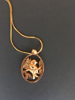 Gold plated vintage necklace with pendant