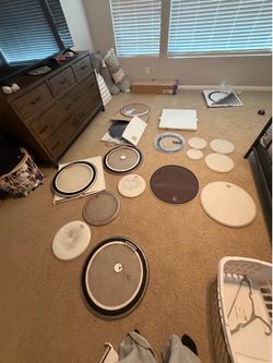 New and used drum heads READ DESCRIPTION