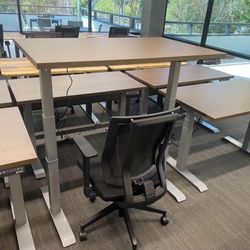 Various Brand New And Pre Owned Electric Standing Desks( Starting Price)