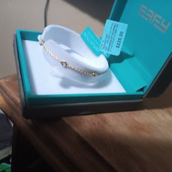 Gold Diamond Bracelet 