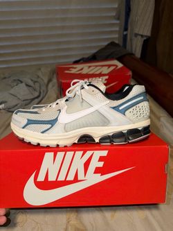 Nike Zoom Vomero 5 - Supersonic - Size 10