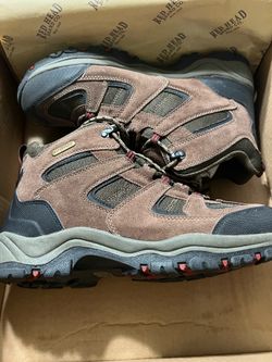 Brand New RedHead Waterproof Hiking Boots Size 10 – Bass Pro Shops