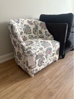 Colorful Floral Charlotte Accent Chair