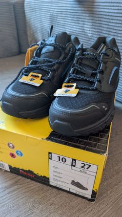 Survivors Slip Resistant Work Shoes Size 10