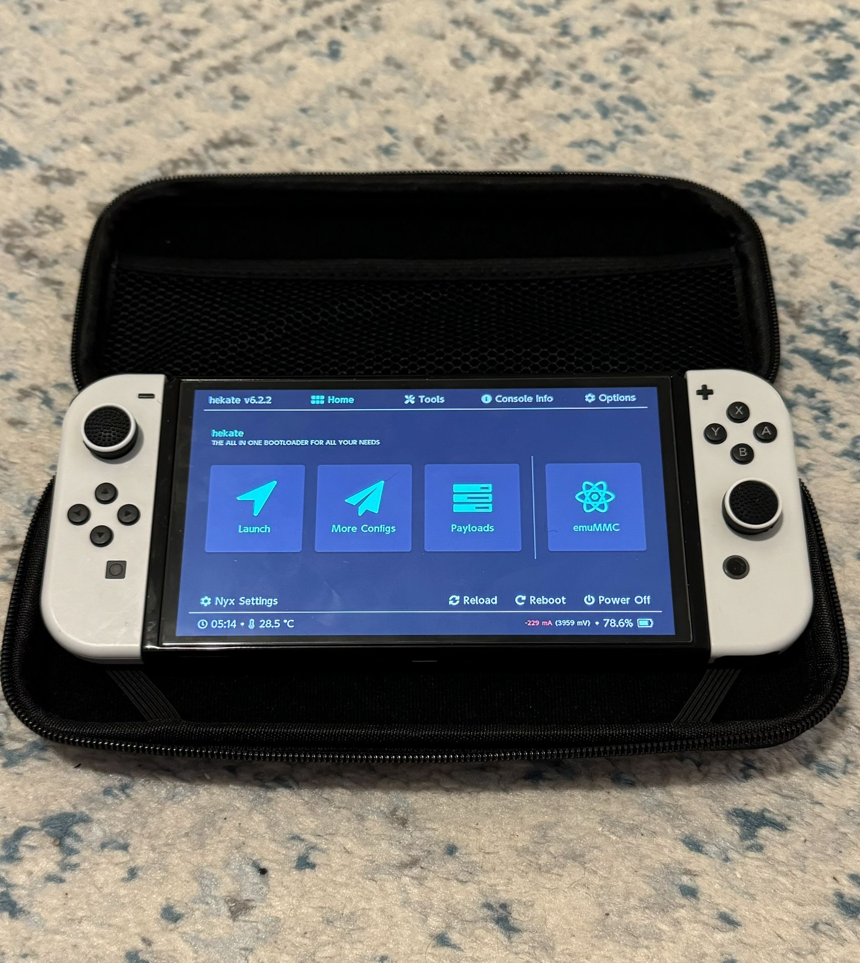 Nintendo Switch Oled Modded Hekate + 512GB Sandisk Micro SD Card + Android + 34 Switch Games Installed