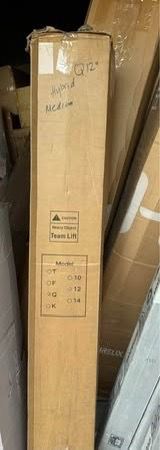 QUEEN 12” Hybrid Mattress-Memory Foam & Individual Pocket Coils-Medium Firmness-$150