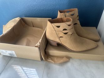 Lucky Brand Size 8.5 Shoes New