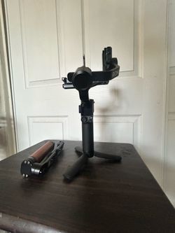 Dji Rs3 mini camera gimbal stabilizer
